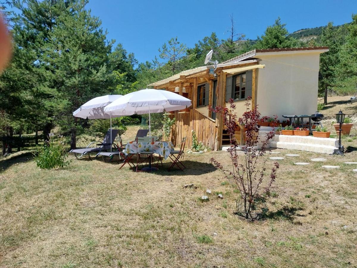 Saint-Auban  Petit Studio Dans La Prairie מראה חיצוני תמונה
