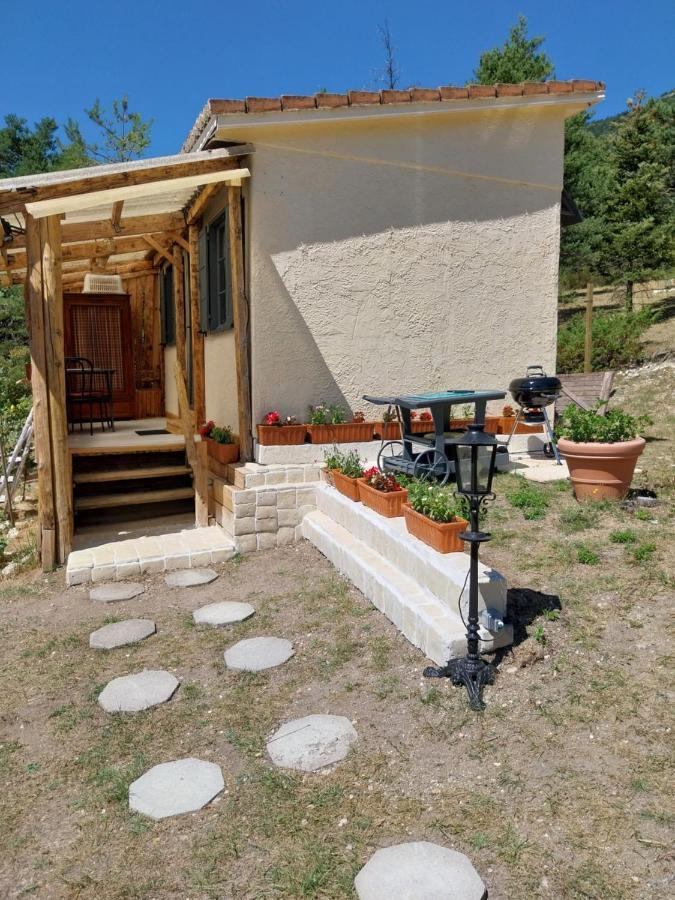 Saint-Auban  Petit Studio Dans La Prairie מראה חיצוני תמונה