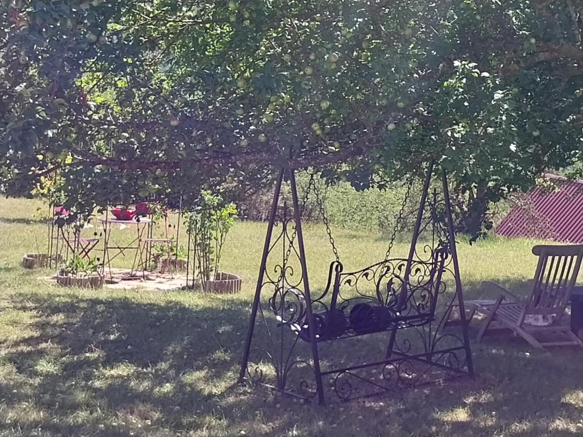 Saint-Auban  Petit Studio Dans La Prairie מראה חיצוני תמונה